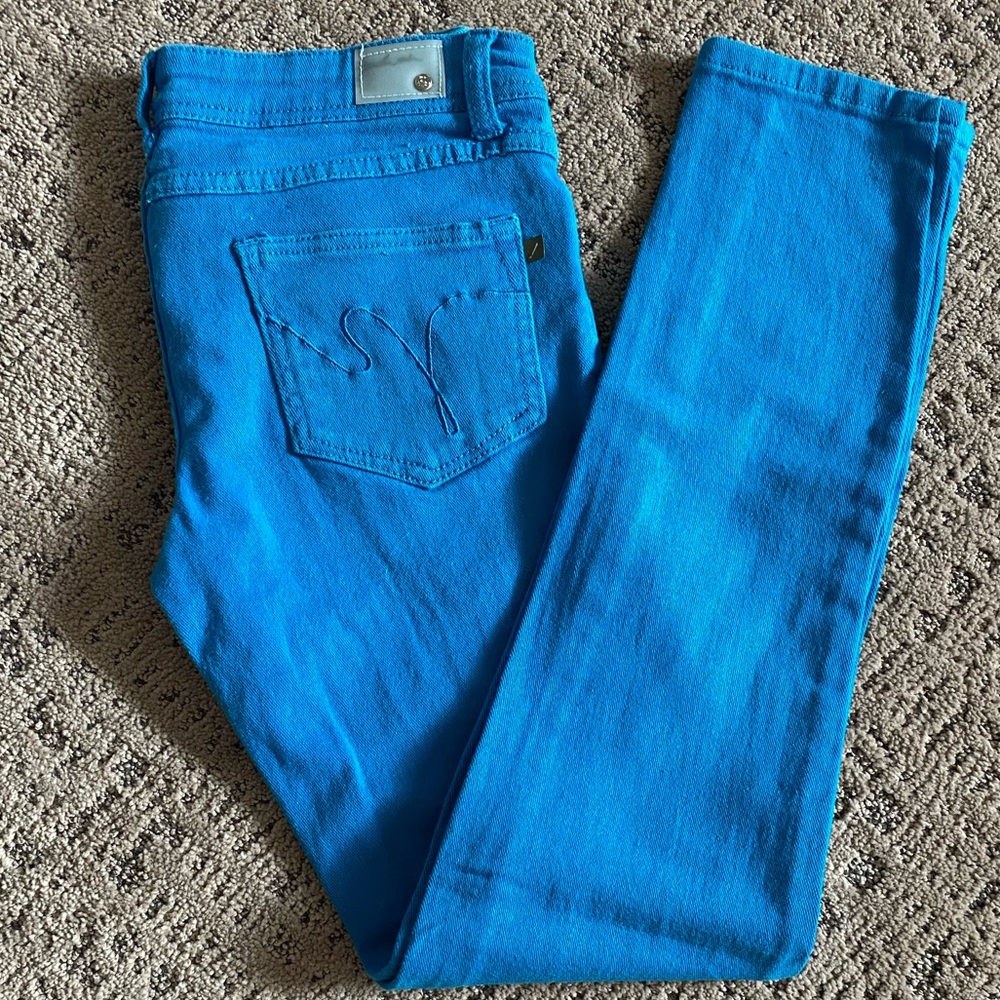 Bright blue jeans EUC sz 5/6 super stretchy!